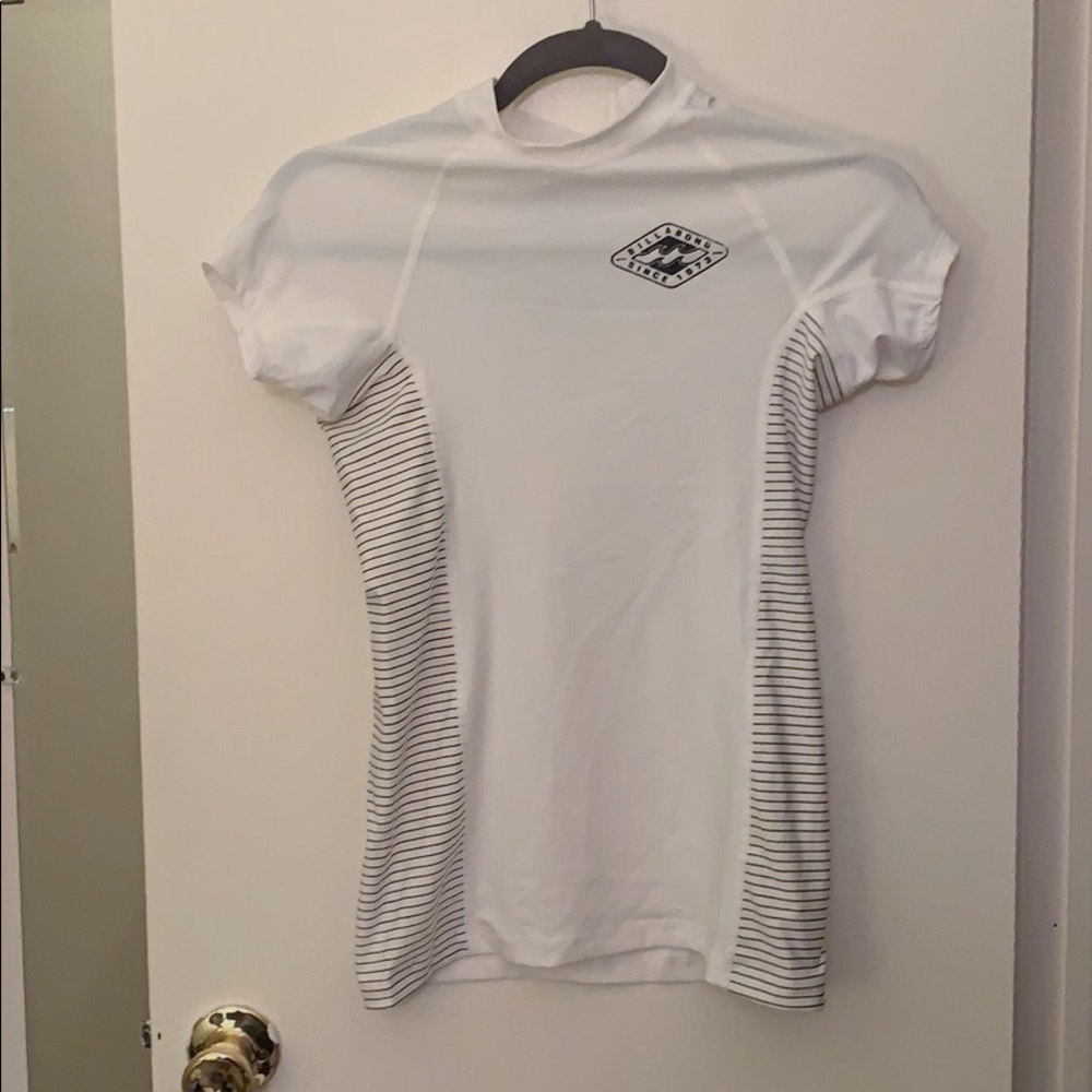 Billabong Tight Fitting Short Sleeved Rashgaurd